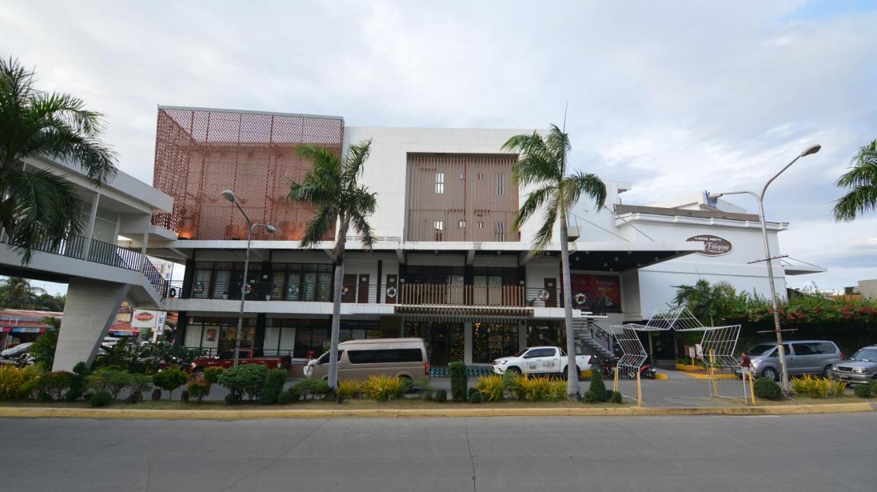 Viven Hotel Laoag Buitenkant foto