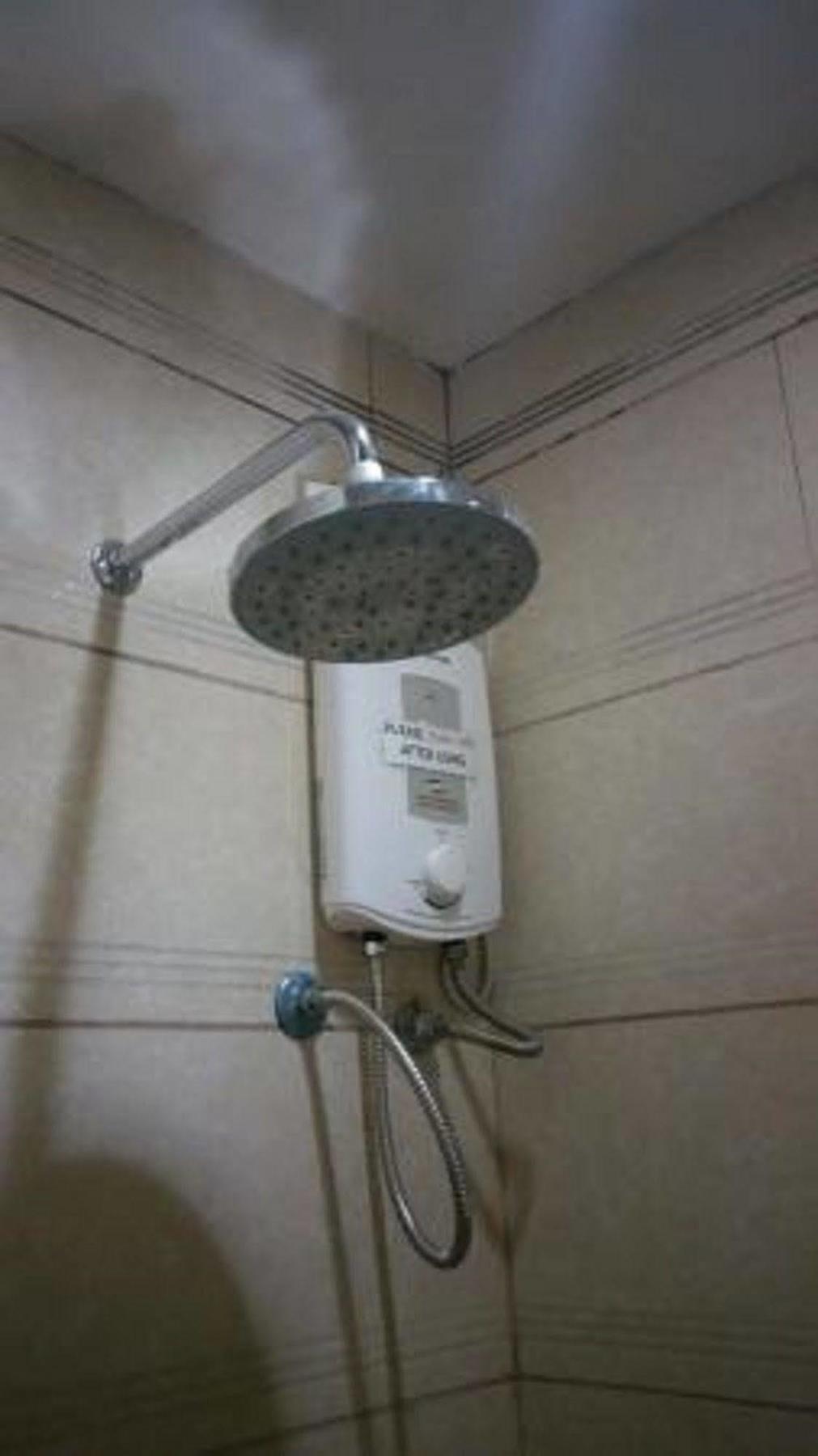 Viven Hotel Laoag Buitenkant foto