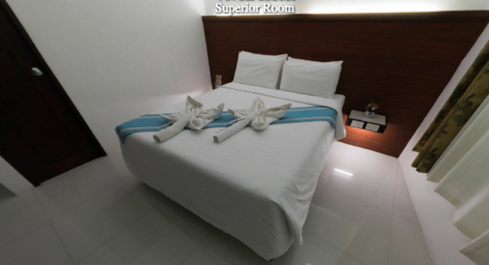 Viven Hotel Laoag Buitenkant foto